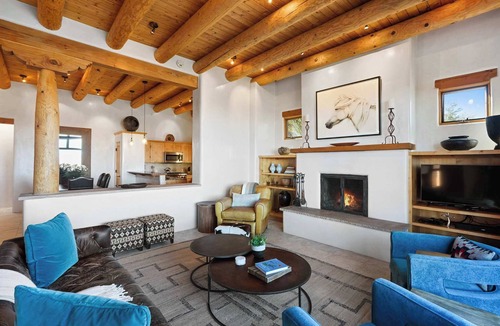 Tesuque House | Incredible Sunset Views, Community Pool