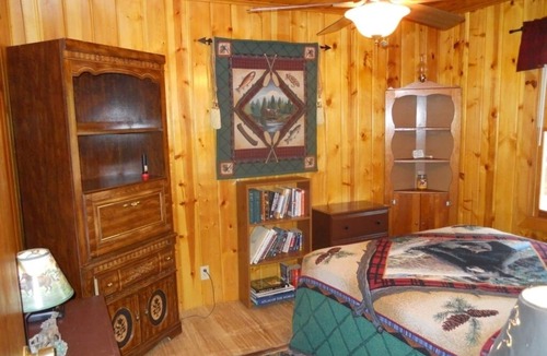 Rose City Cabin | Incredible sunsets over pristine Loon Lake