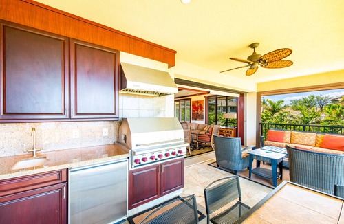 Kamuela House | INCREDIBLE SWEEPING OCEAN AND COASTLINE VIEWS - UNBEATABLE VALUE