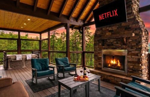 Wears Valley House | Incredible Views - Htd Pool - Hot Tub - Mini Golf