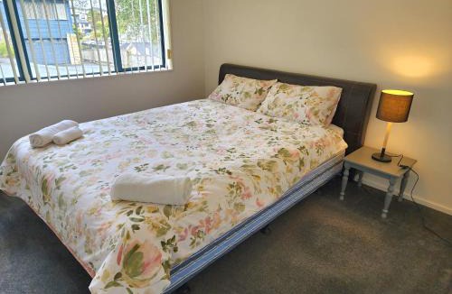 Henderson House | Incredible Waitakere View