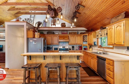 Miami Cabin | Incredible Wooden Cabin with Fire Pit in Miami, Oklahoma