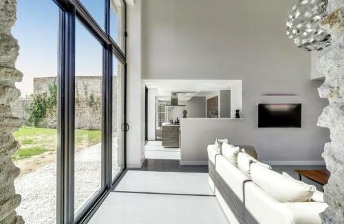 Amponville Villa | Incroyable villa à Amponville avec piscine privée.