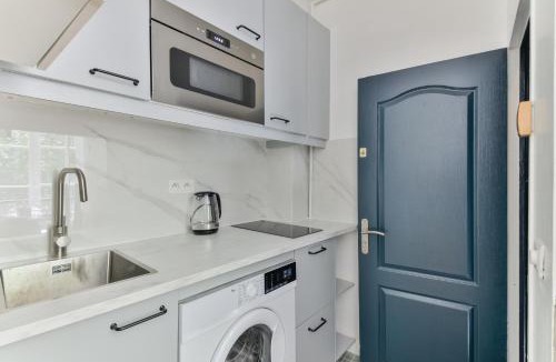 La Villette Apartment | indépendant flat: canal st martin&trains stations!
