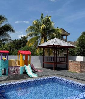 Kuala Besut House | Indah Homestay