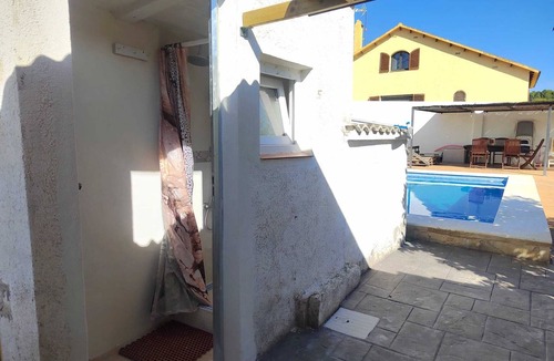 El Castell de Montornes Apartment | Independent loft, studio in the middle of nature, quiet and cozy.