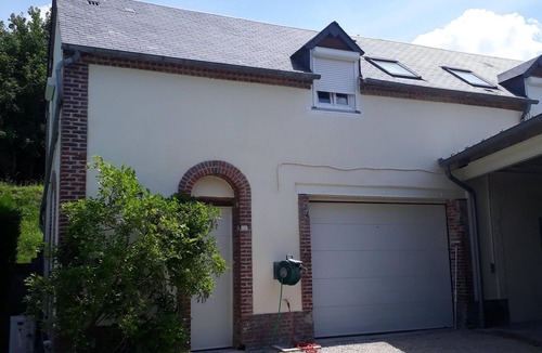Lisieux Apartment | independent apartment in property
