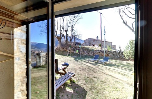 Pardines Cottage | Independent cottage with private BBQ. 3km from Ribes de Freser. Pyrenees