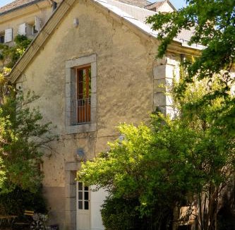 Lempaut House | Independent cottage with heated pool