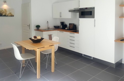 Saint-Gely-du-Fesc Apartment | Independent studio of architect between Mediterranean and Cévennes