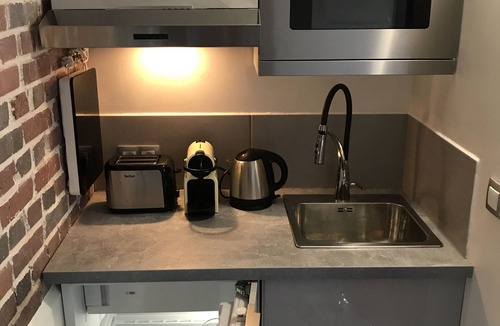 Saint-Martin Apartment | Independent & High Comfort 1 Room Apt. With Gardenn30 min from Paris