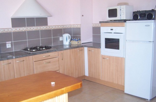 Plonevez-du-Faou House | independent house campaign