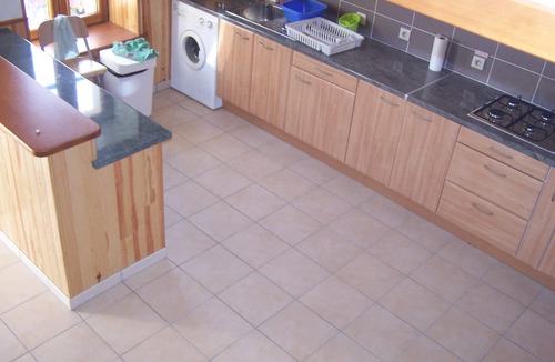 Plonevez-du-Faou House | independent house campaign