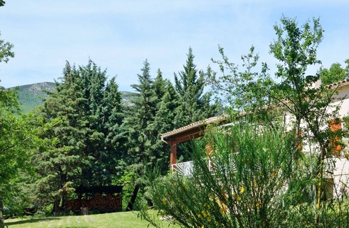 Joannas House | INDEPENDENT HOLIDAY HOUSE WITH WOODED LAND