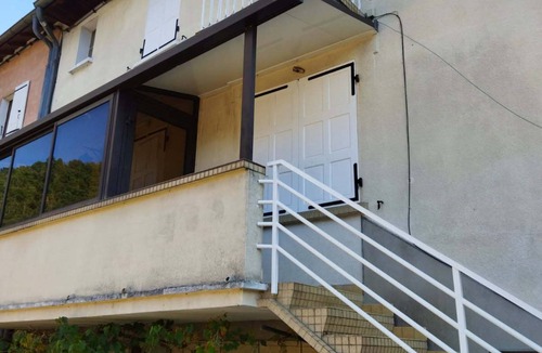 Vals-les-Bains House | independent house VALS les BAINS located in a quiet area.