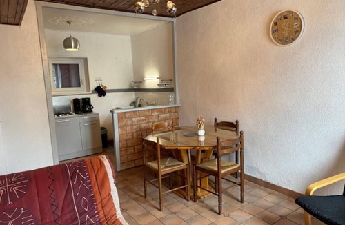 Saulcet Cottage | Independent house in vineyards, pets allowed