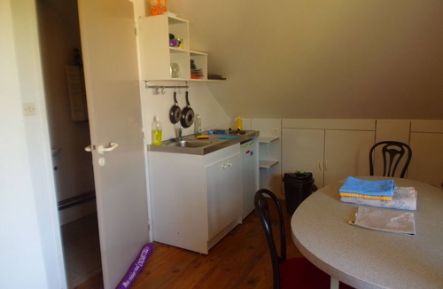 Saint-Egreve Apartment | independent studio in villa