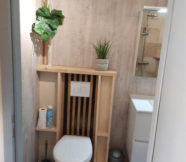 Sigournais Apartment | Independent studio rentals
