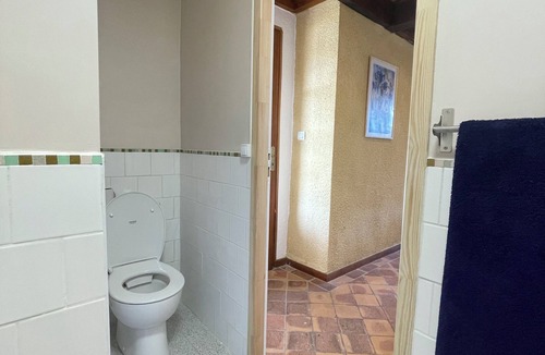 Begles Apartment | Independent studio with its own entrance.