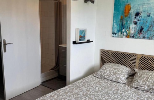 Montfort Bed & Breakfast | Independent studio With a pool