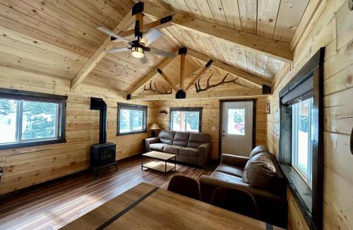 Cooke City-Silver Gate House | Index Peak Cabin