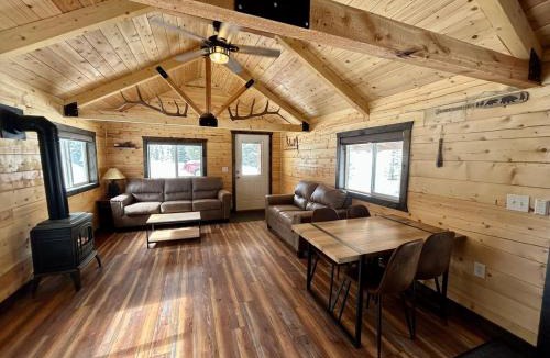Cooke City-Silver Gate House | Index Peak Cabin