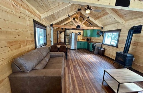 Cooke City-Silver Gate House | Index Peak Cabin
