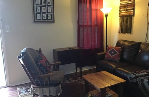 San Saba House | Indian Blanket Suite @ Wildflower Lodge