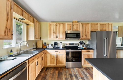 Douglas City Cabin | Indian Creek Lodge