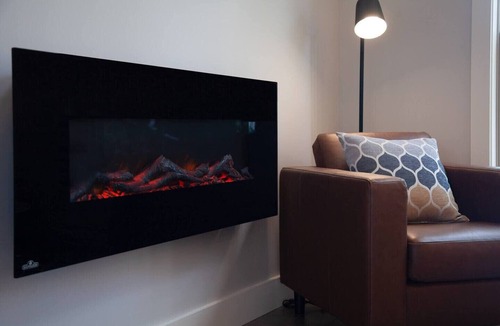 Springdale Ski Chalet | Indian Falls Chalet #2 with river view