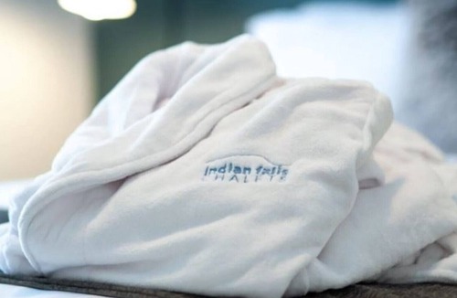 Springdale Ski Chalet | Indian Falls Chalet #3 with river view