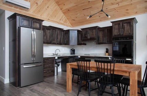 Springdale Ski Chalet | Indian Falls Chalets