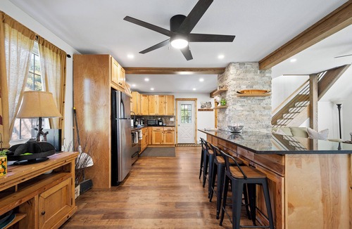 White House | Indian Head Retreat