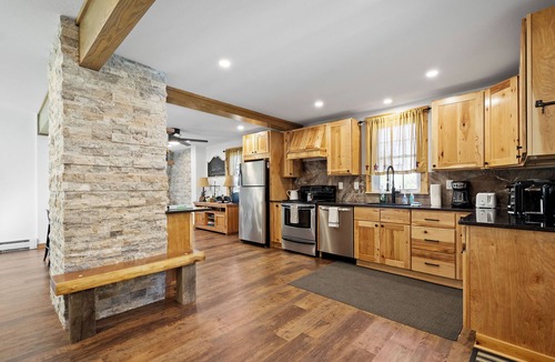 White House | Indian Head Retreat