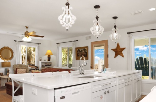 Indian Pass House | Indian Pass, Gulf View, Close To The Beach, Pet Friendly ~ Latitude Adjustment