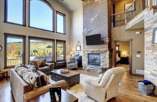 Innsbruck Val Moritz House | Indian Trail Cabin cabin
