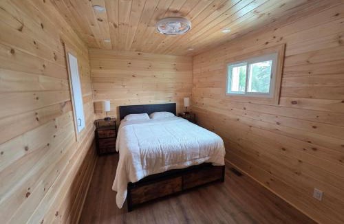 Mongo House | Indiana Lake Escape