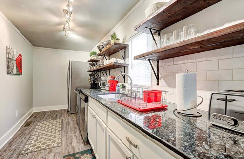 Central Oklahoma City House | Indie Escape II-Stones throw to Plaza
