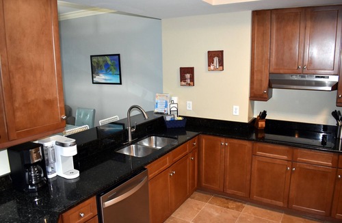 Ono Island Condo | Indigo 504E BeachFront!Bonus Den,BestView&Amenities HUGE Pool!HotTub!Near Dining