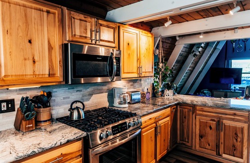 Divide Cabin | Indigo/Aframe- Hot Tub- Views!