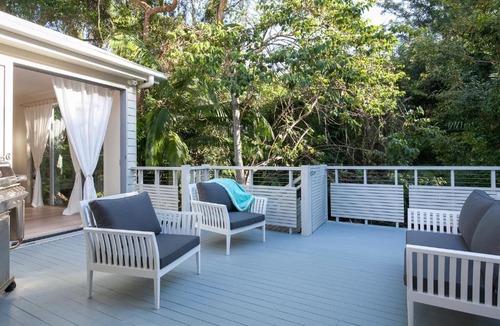 Yaroomba House | Indigo Blue