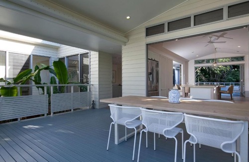 Yaroomba House | Indigo Blue