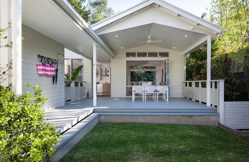 Yaroomba House | Indigo Blue - Hamptons style beach house
