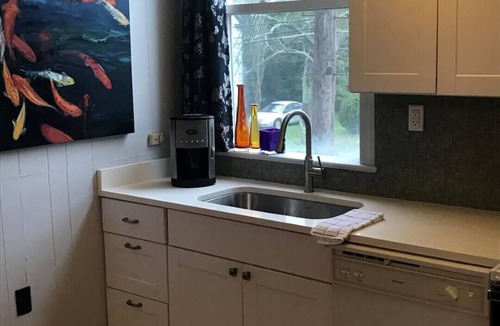 Nassawadox Apartment | Indigo Studio Loft