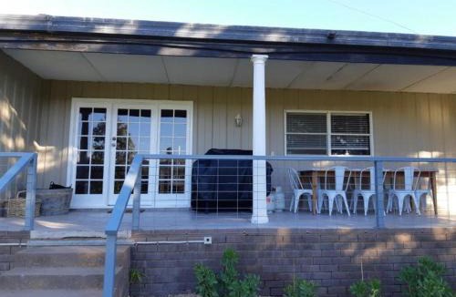 Everton Upper House | Indigo Vineyard Farmstay