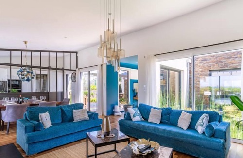 Saint-Brevin-l'Ocean House | Indigo-Vue Mer et Piscine chauffée by Interhome