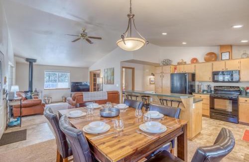 Three Rivers House | Indio Cabin - Meredith Lodging