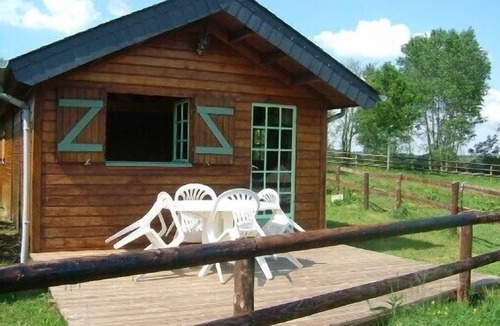 Saint-Sulpice Ski Chalet | Individual chalet by a river and the towing road with unobstructed view