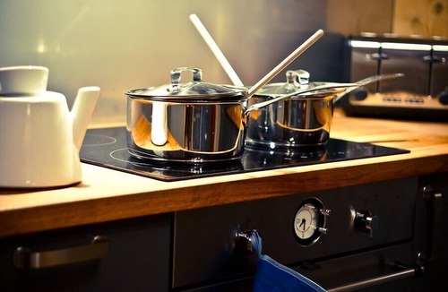 Mont-de-Lans Ski Chalet | Individual Chalet with Jacuzzi offering Stunning Views