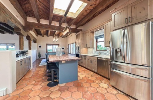 Santa Fe House | Indoor Pool and Pickleball Estate